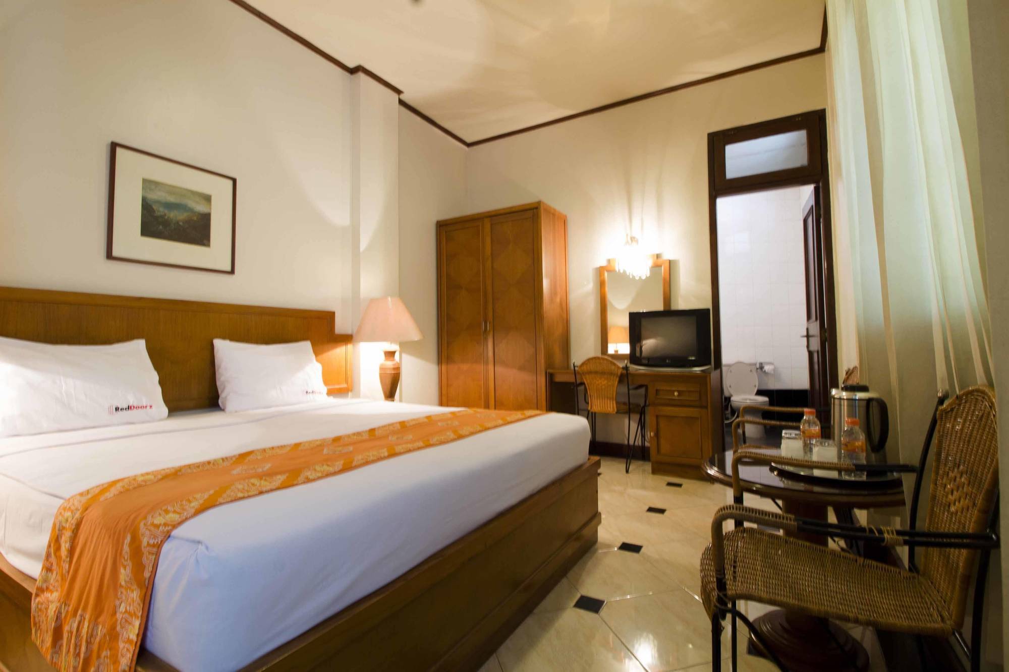 Reddoorz @ Dago Hotel Bandung Exterior foto